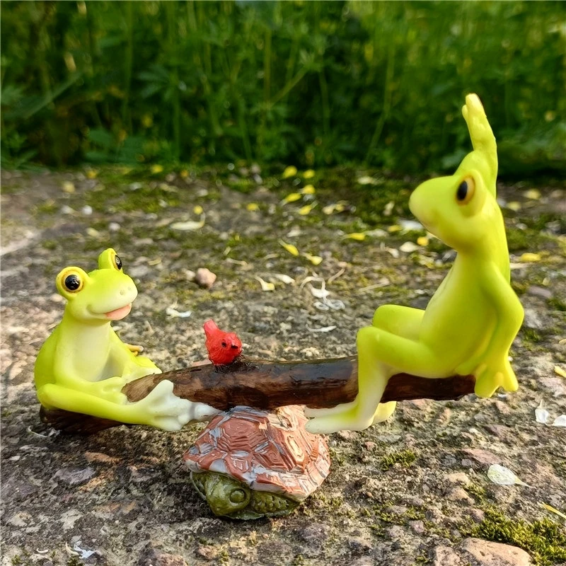 Cute Seesaw Frog Miniature Playground Frog Couple Figurine Fairy Garden Ornament Micro Landscape Decor Gift Craft Accessories