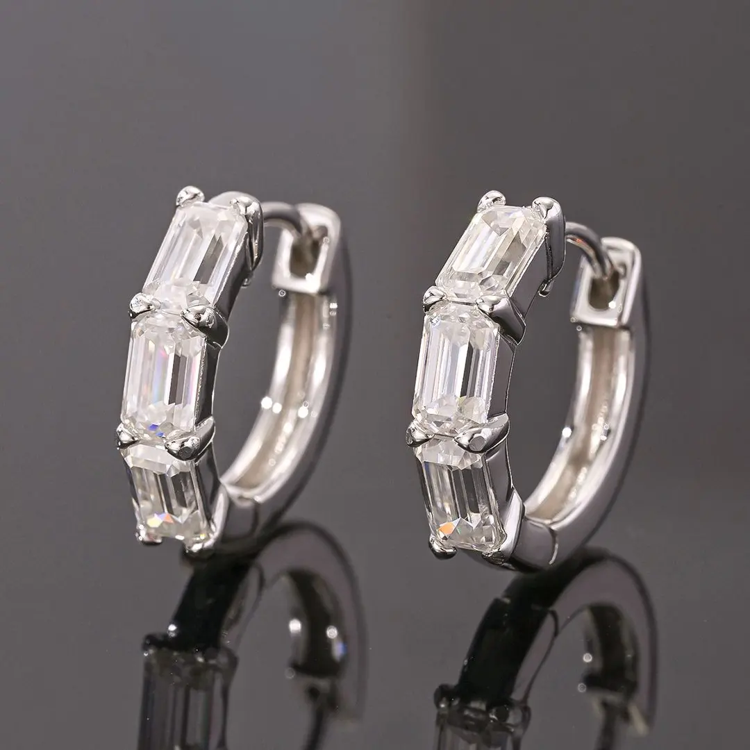 S925 Silver Plated 18K Platinum Emerald Shape Moissanite Diamond Earrings 3.0ct For Women Gift Or Daily Wear