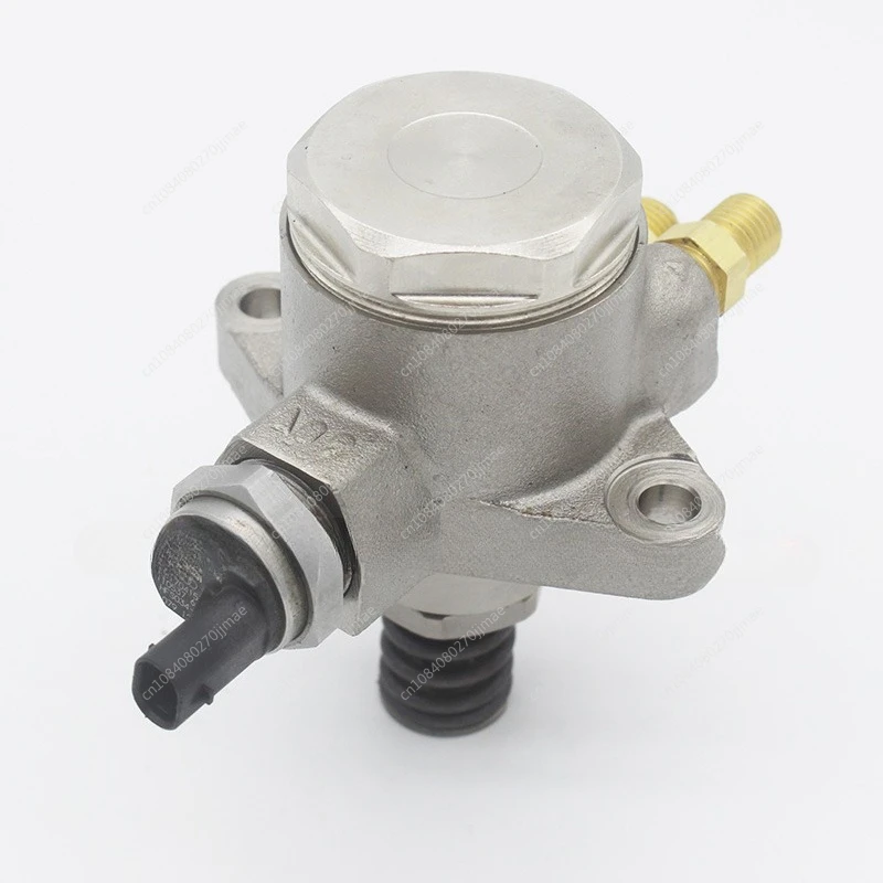 

Suitable for A4 A5 RS4 RS5 A8L S8 Touareg 4.2 6.3 High Pressure Oil Pump V10V12