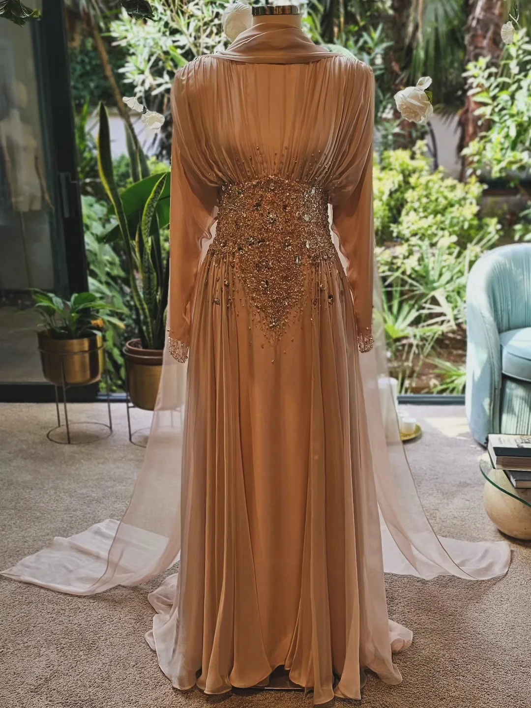 Plus size geloften op maat gemaakte avondjurken handgemaakte kristallen kralen feeën vloerlengte rechte vierkante kleur middernachtjurken