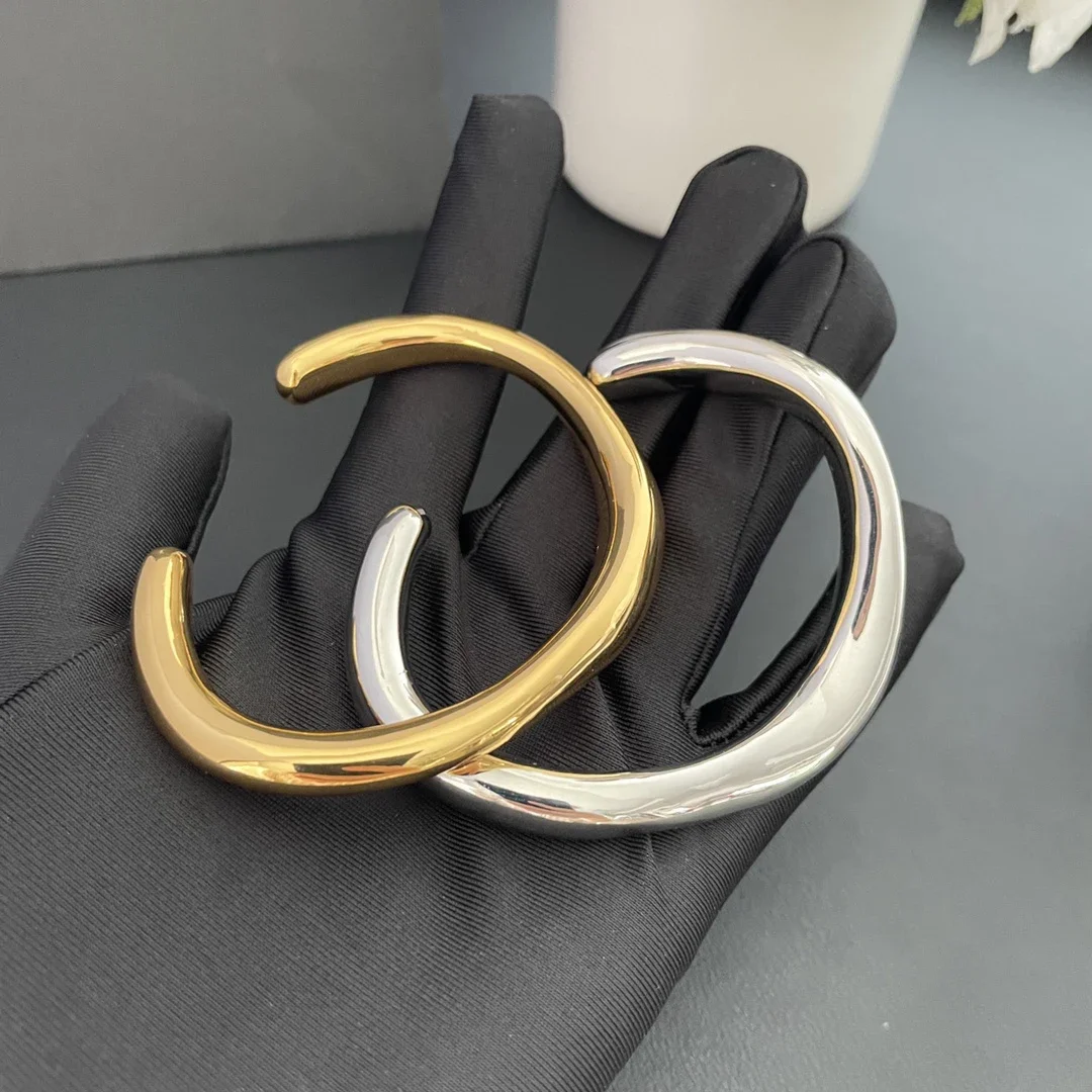 

Europe Designer Double Layered Gold Silver Bracelet Women Charm Luxury Jewelry Trend