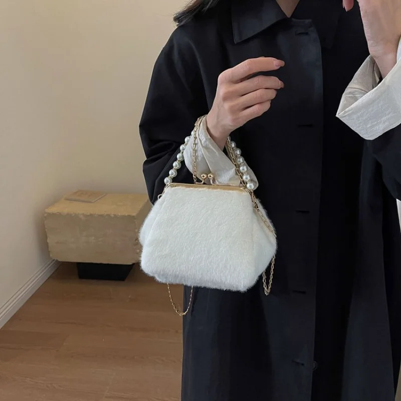 Bolso cruzado de cuero para mujer, bolso pequeño inspirado en diseñador para teléfono y elementos esenciales, minimalista y ligero