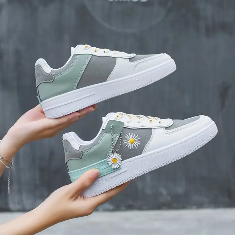 韓国-女性の丸いつま先の靴,すべての季節のかわいいキャンディーカラーの靴,厚いソール,学生の靴,白,2023