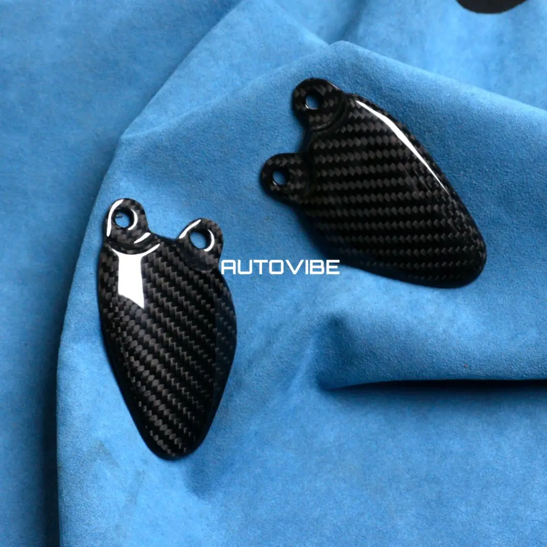 

AutoVibe Triumph Rocket 3 GT Carbon Heat Guard Plate Dry Carbon Direct Fit 2017-present No Drill