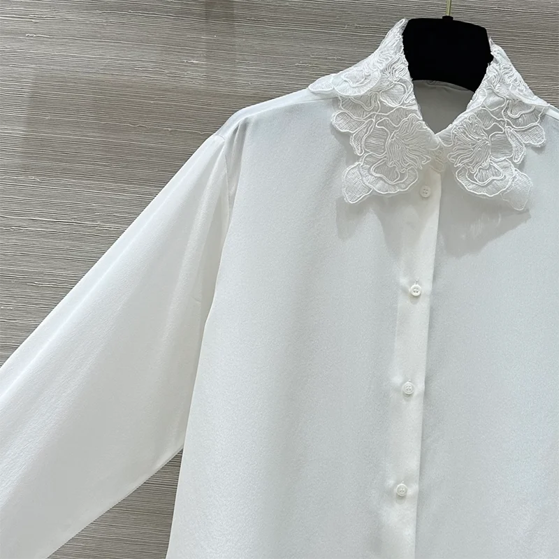 Autumn new white three-dimensional flower embroidered lace applique shirt for women with lapel and long sleeved silk shirt