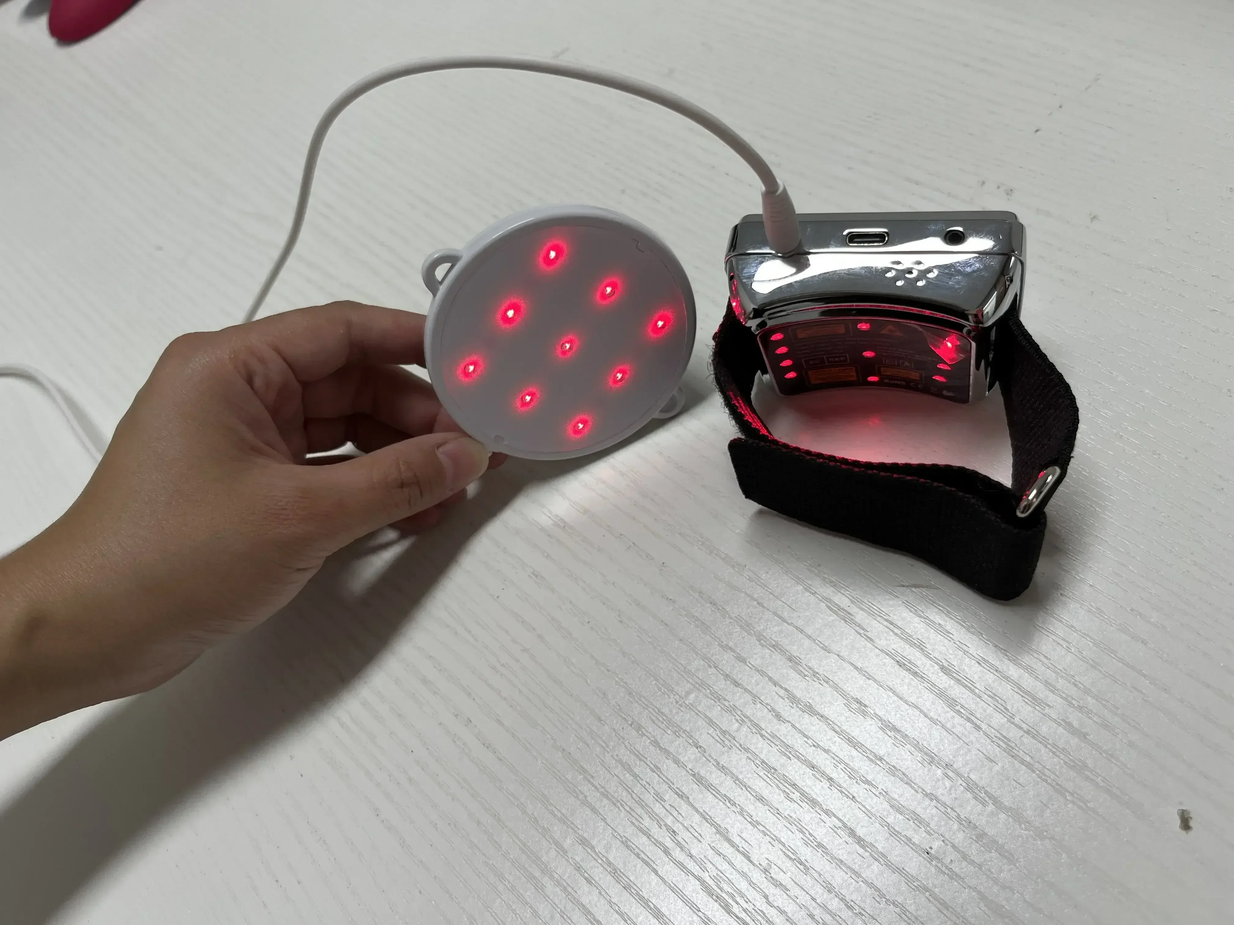 

11 Holes 650nm Red Laser Therapy Watch LLLT Wrist Watch For Therapy Diabetes Cholesterol Hypertension Laser Pain Relief Device