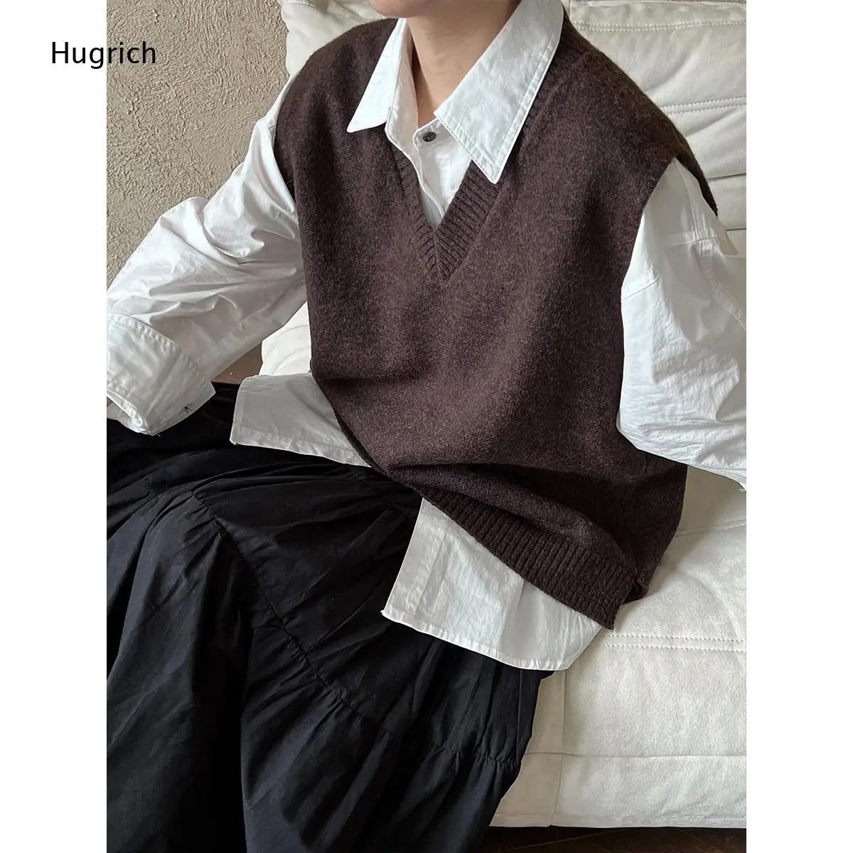Ladies Retro Simple V-Neck Sleeveless Knit Vest Soft Thick Knit Wide Fit Relaxed Daily Layering Sweater Waistcoat