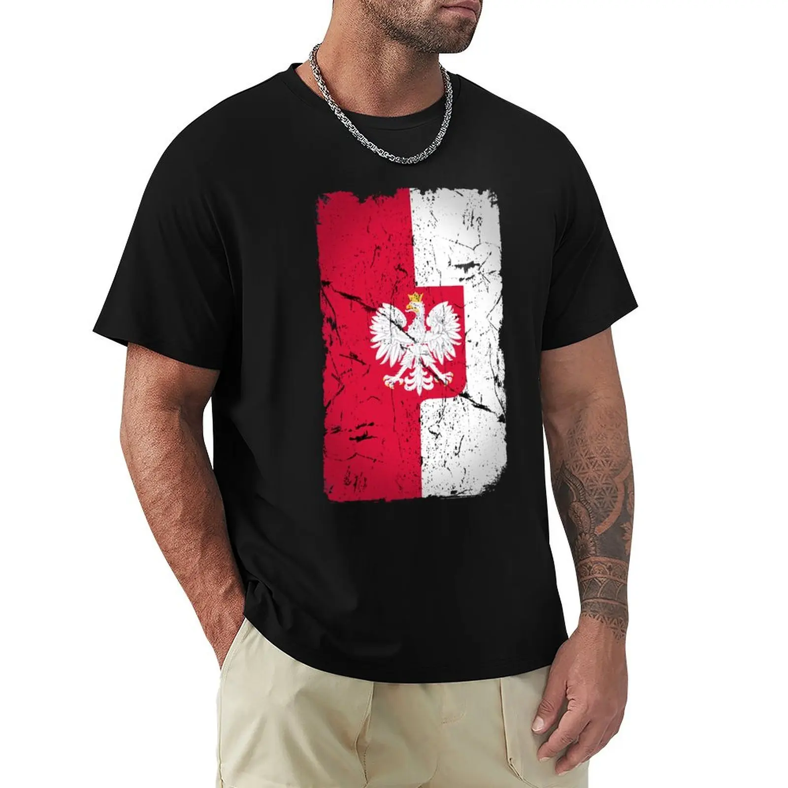 Flag of Poland with polish eagle Distressed T-Shirt Anti-Pilling Casual T-Shirt