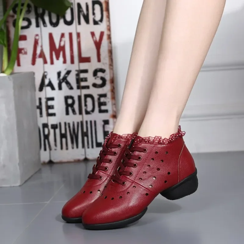 Damskie buty w stylu latynoskim obcasy 4CM na zewnątrz dziewczęce nowoczesne jazzowe balowe buty do tańca latynoskiego do jogi trenowanie z wydrążonym miękkim butem ze skóry PU