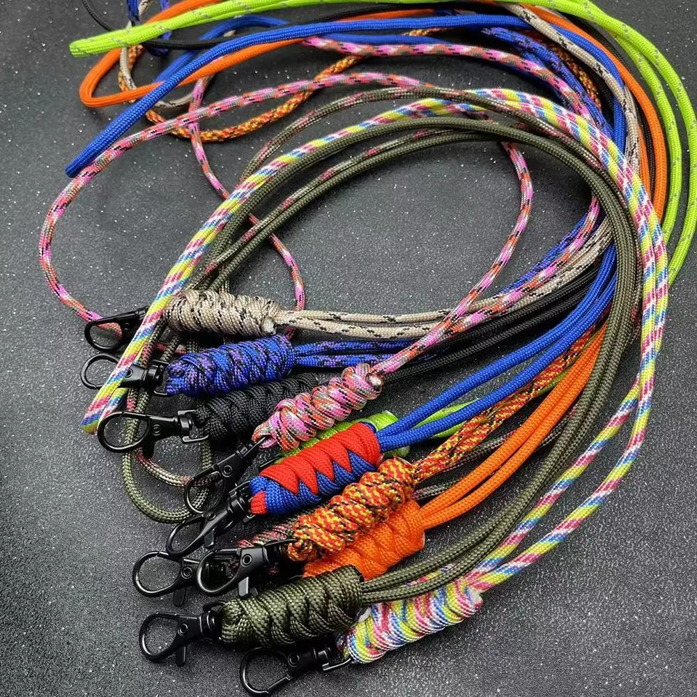 High Quality Emergency Survival Backpack High Strength Lanyard Rotatable Buckle Paracord Keychain Key Ring Parachute Cord