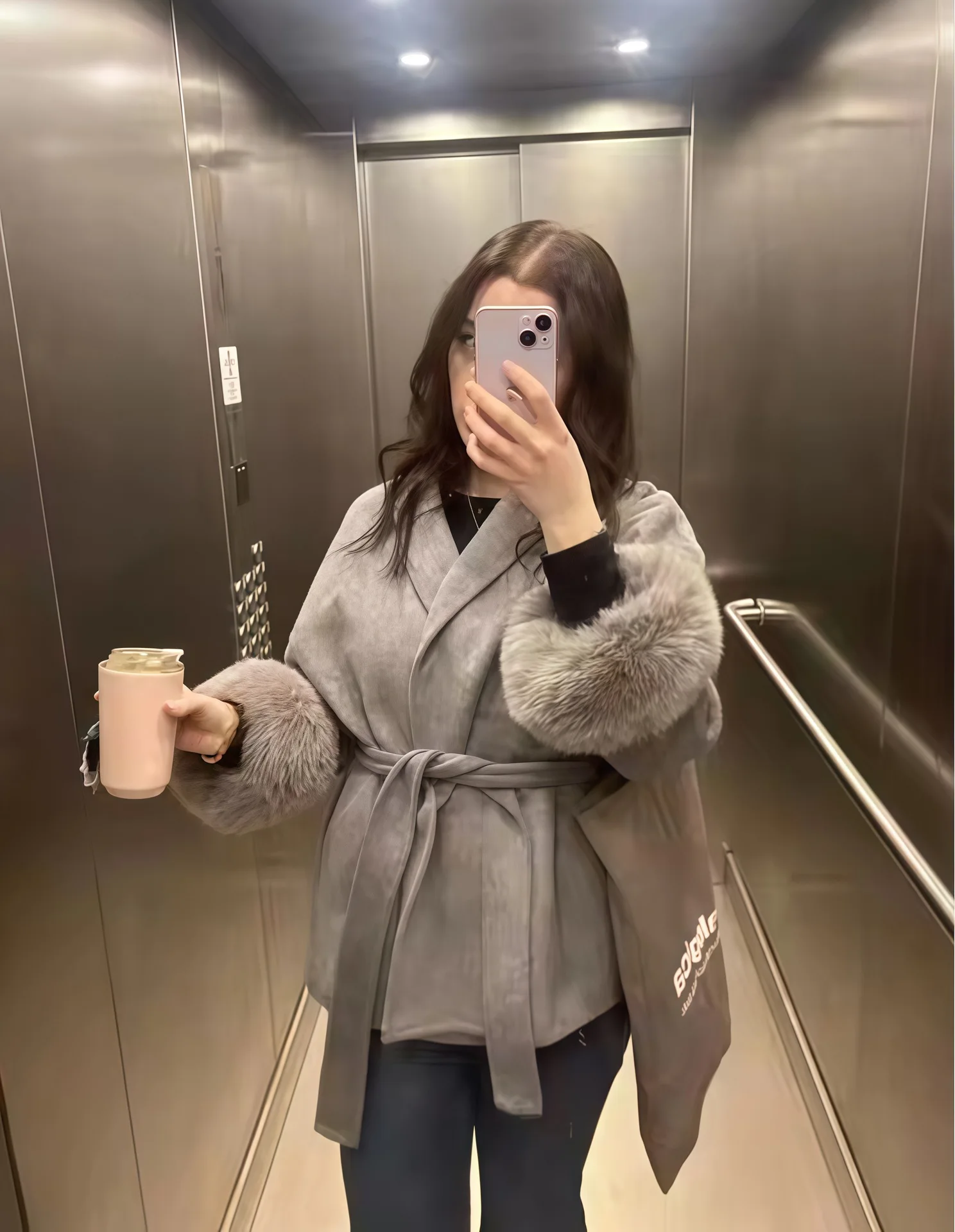 BJTZ النبيذ الأحمر الفراء الكفة حجم كبير مع حزام معطف الصوف جديد ملفوفة طويلة الأكمام سترة المرأة موضة ماريا خريف شتاء 2024