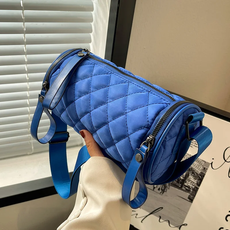 

Original Uoct.all Fashion Rhombic pattern Female Japanese Ins Cylindrical Bag Female Shoulder Bag Messenger Bag
