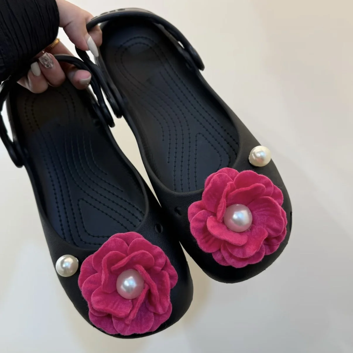 Original Shoe Charms Set Women Retro Ballet Shoes corc charms pack Suede camellia flower Shoe decorations Pearl Shoe Accessories