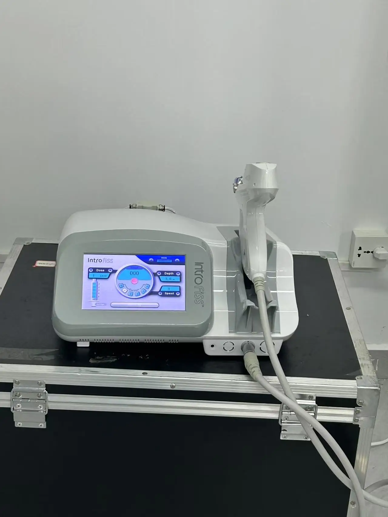 Tender Skin Introfill Injector – Anti-Wrinkle, Hydrating, Pore Minimizing & Skin Tightening Beauty Device