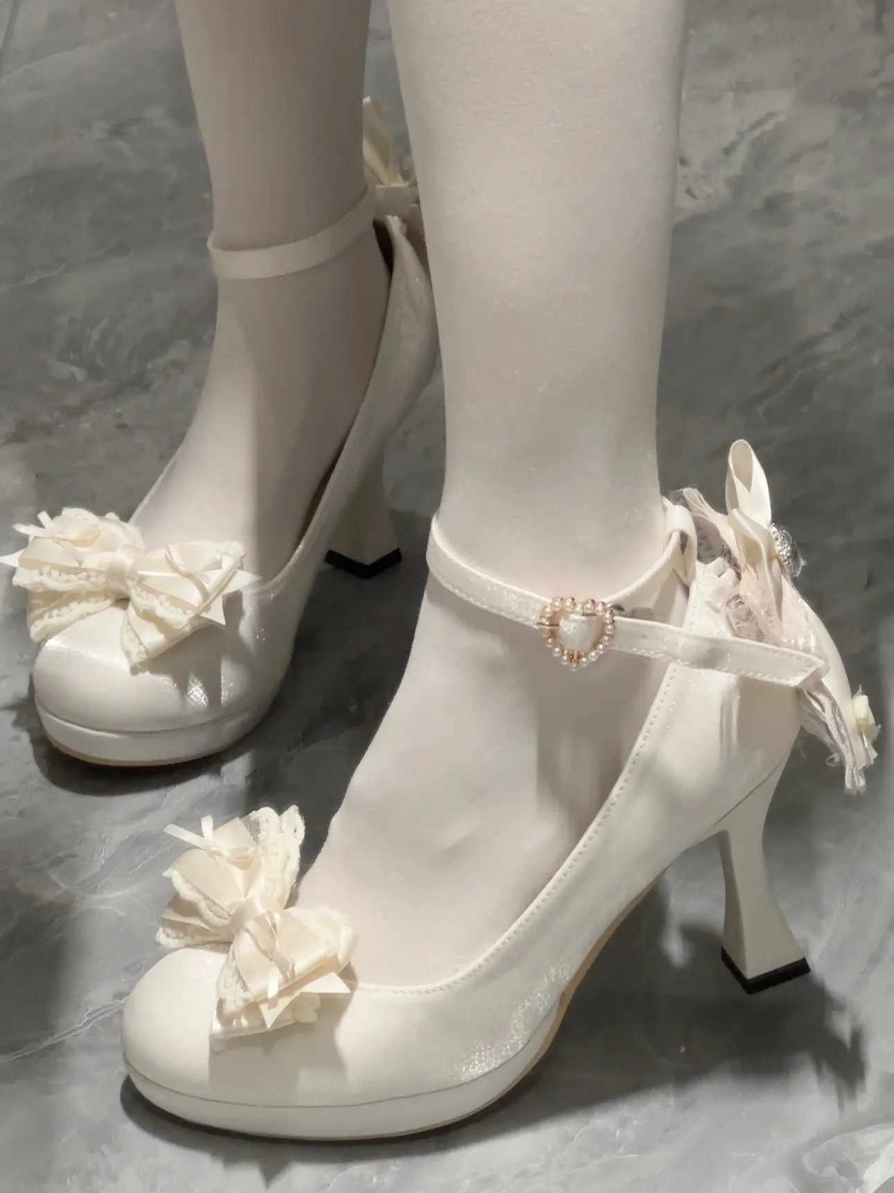 Sweet Lolita Mary Jane High Heels Lace Bow Pearl Heart Buckle Ankle Strap Vintage Women Tea Party Pumps