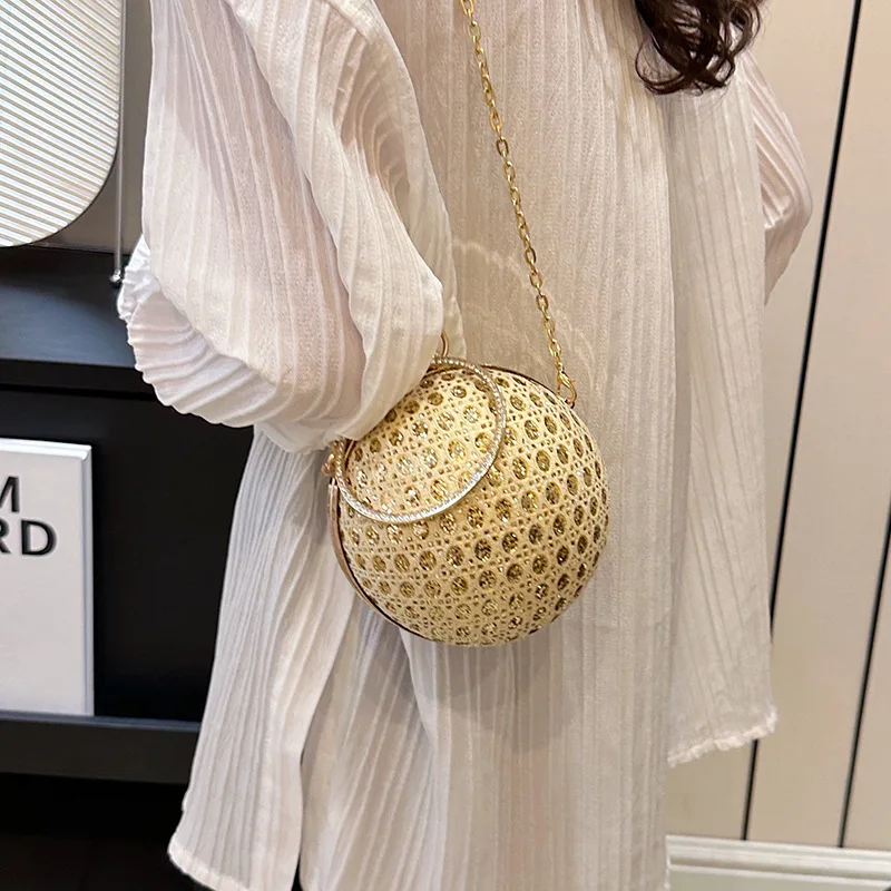 Sparkly Round Evening Bags for Women 2024 New Shiny Diamonds Handbag Unusual Chain Party Purse Fashion Luxury Shoulder Bag Woman