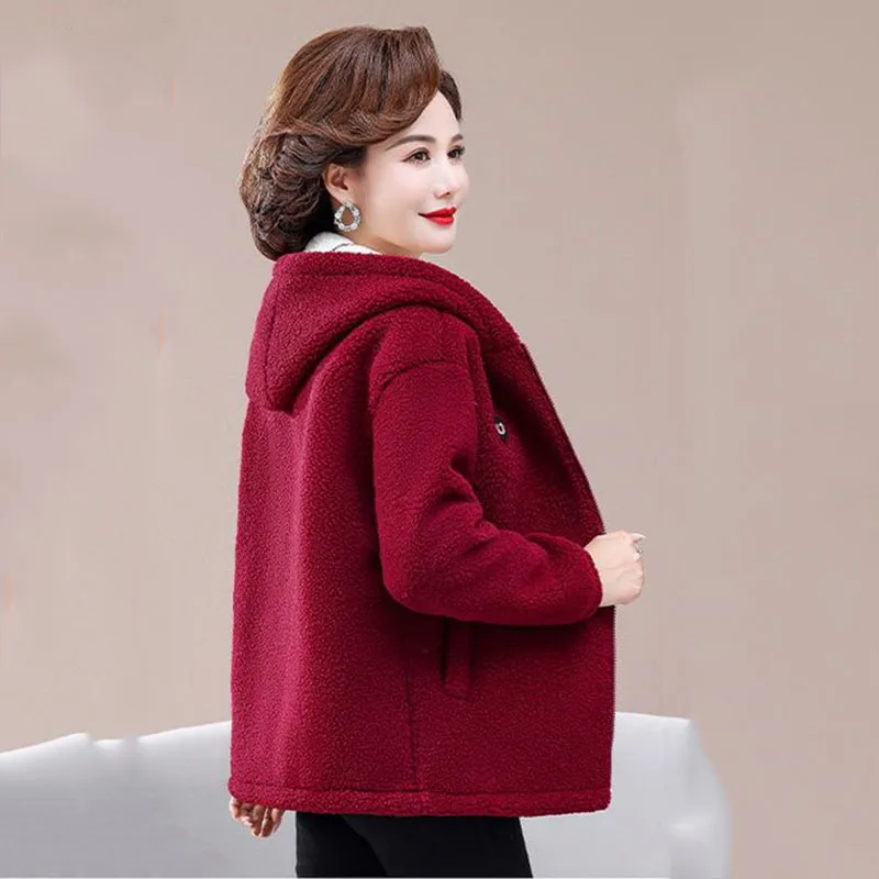 Autumn And Winter Women's Hooded Granular Velvet Coat New Fashion Large Size Middle-aged And Elderly Lambswool Loose Warm Coat