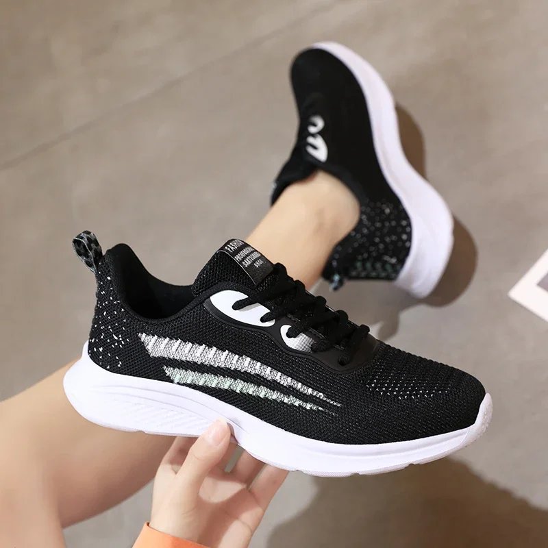 Płaskie wiosenne miękkie buty do biegania damskie lekkie, antypoślizgowe, oddychające buty do biegania damskie sportowe trampki