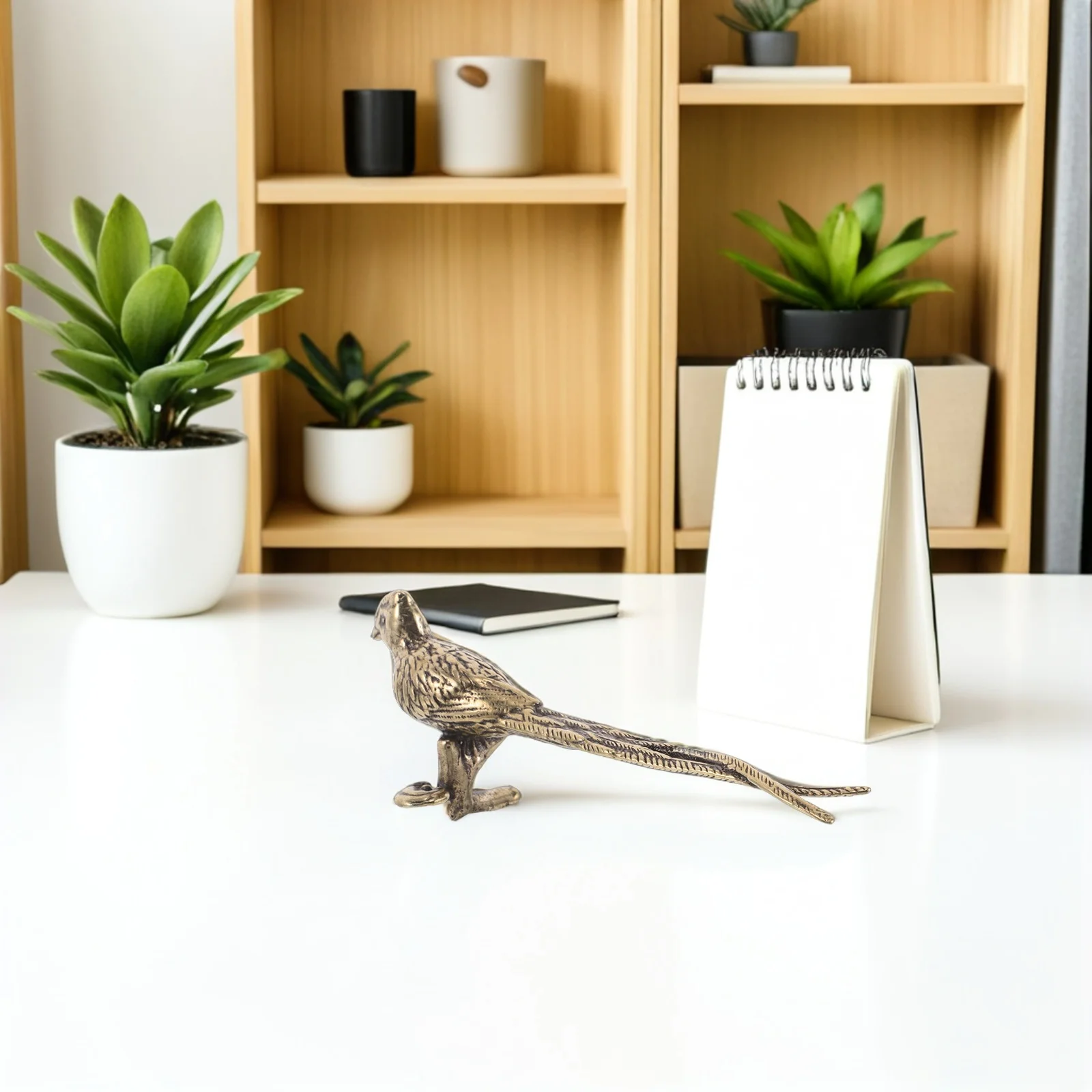 

Brass Long-Tailed Bird Sculpture Vintage Metal Decorative Statue Feng Shui Animal Ornament Chinese New Year Desk Decor Bird