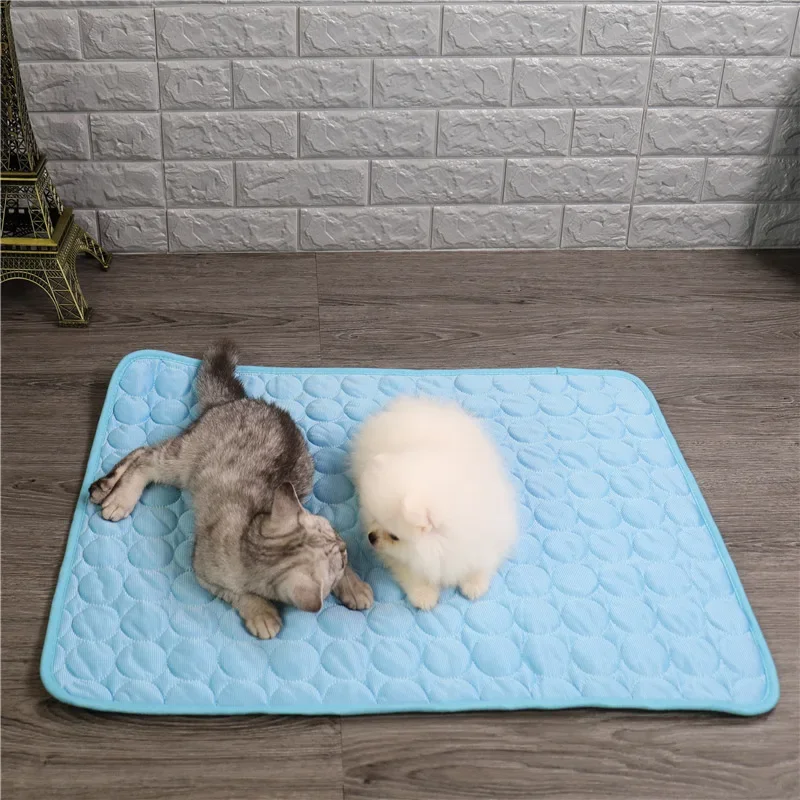 Pet Cooling Pad Mat For Dogs Breathable Pet Dog Bed Washable Cushion Indoor Seat Blanket Puppy Pet Self Cooling Mat For Dogs