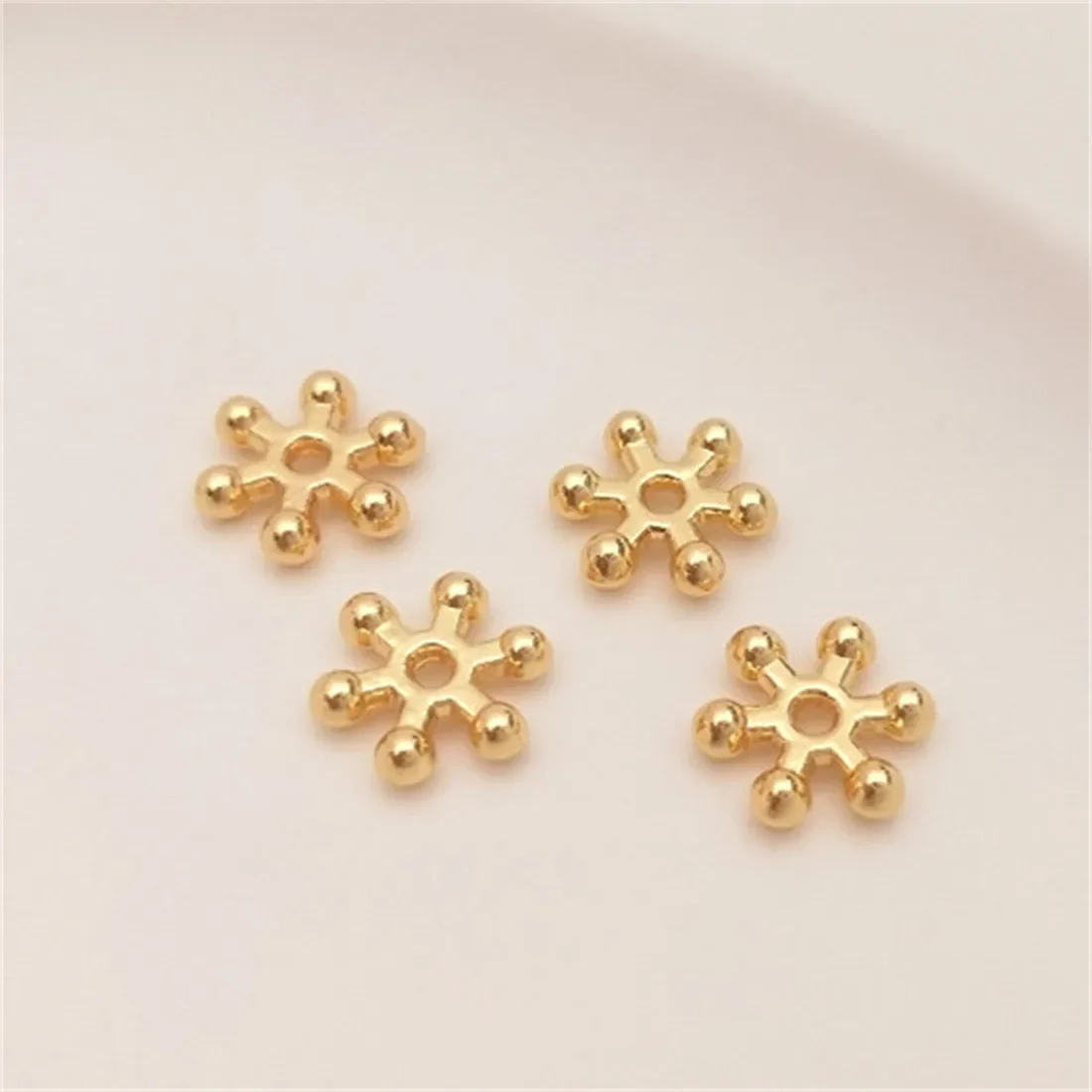 

14K Gold-plated 9mm Large Snowflake Flake Beads Handmade DIY Bracelet Spacer Bracelet Accessories C201