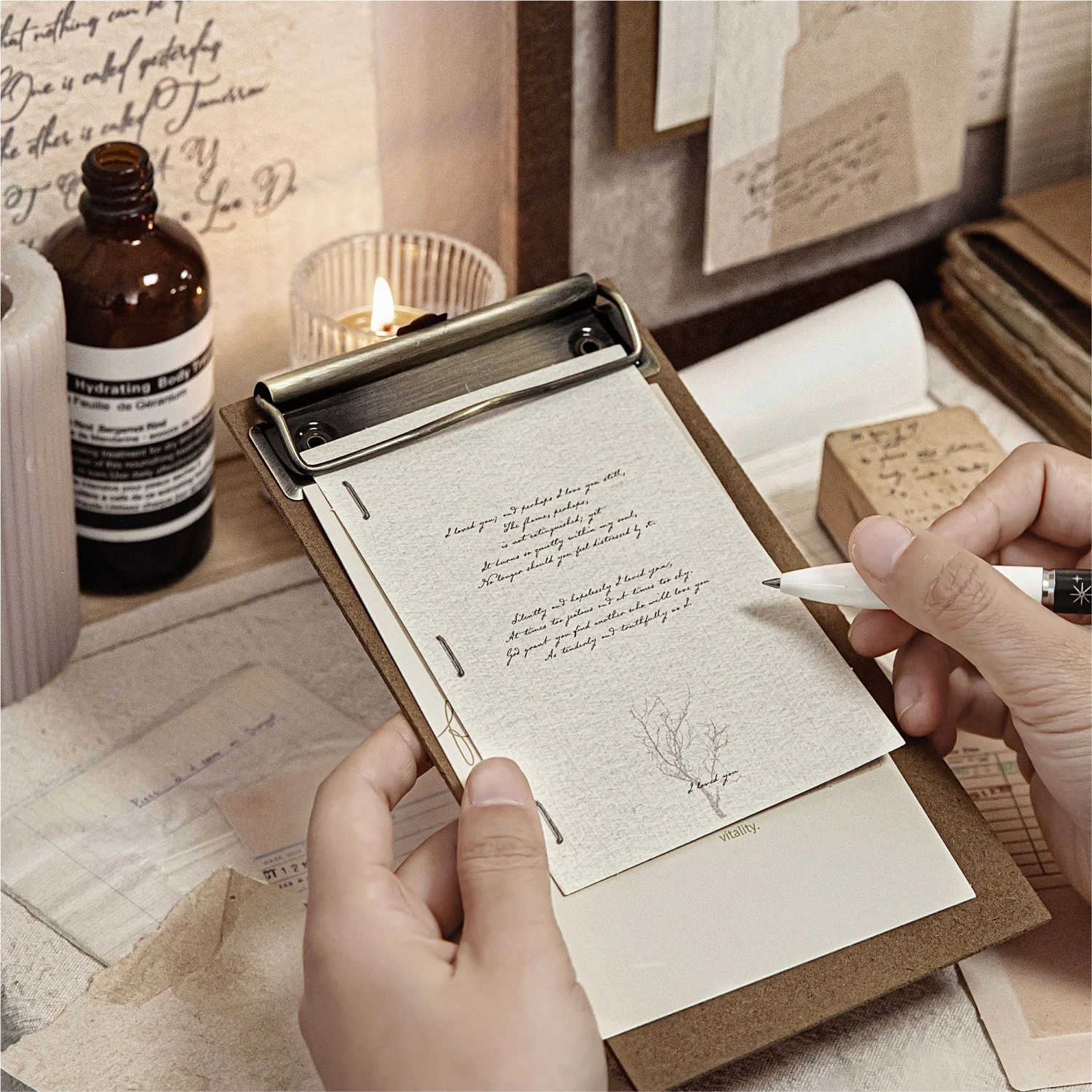 31 pcs Vintage Collage Scrapbooking Journal Material paper Card Making DIY Retro Source Paper Creative Memo Stationery