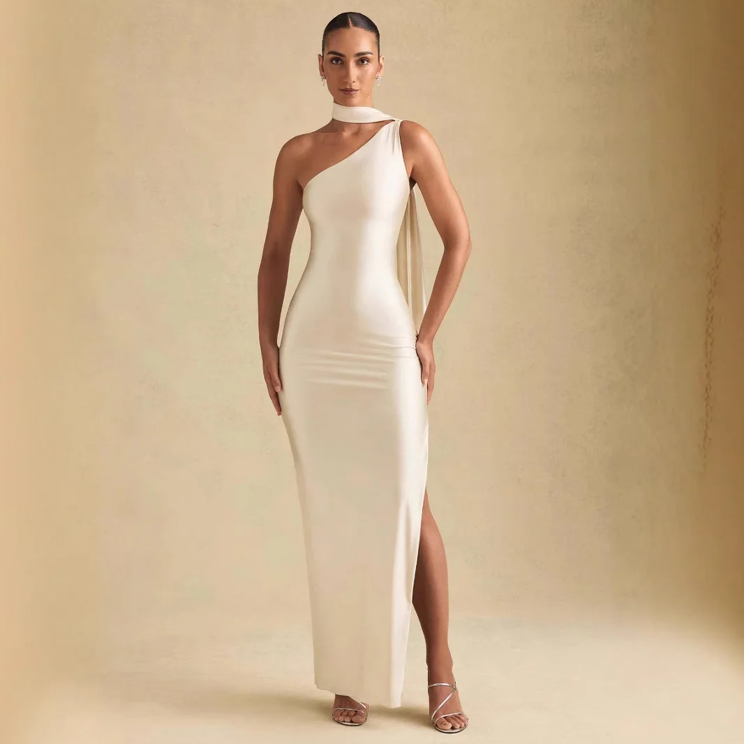 Europejska i amerykańska sukienka z odkrytymi ramionami, lekka, luksusowa, wysoce elastyczna, satynowa, seksowna, dopasowana, podkreślająca biodra.