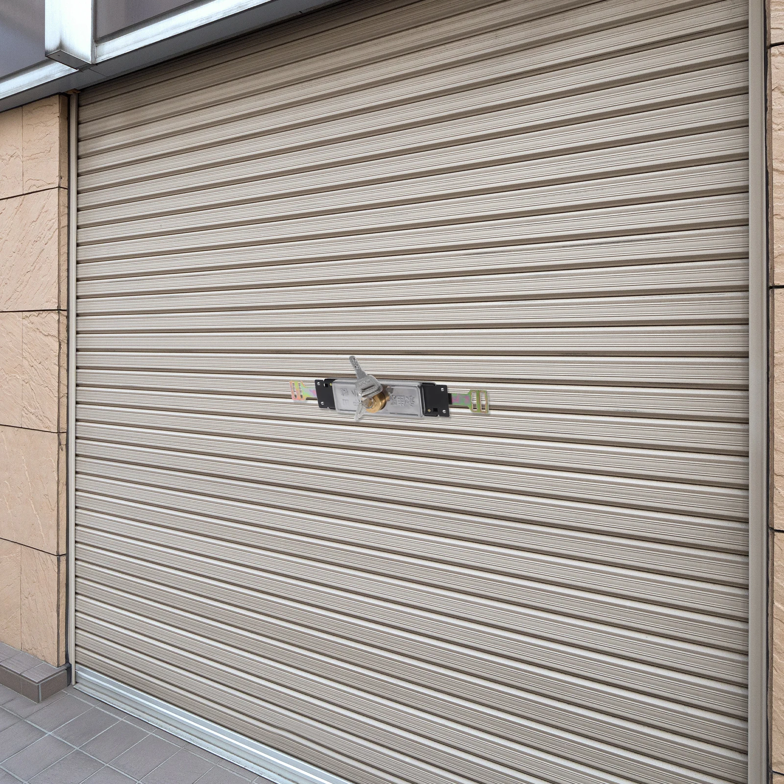 

Security Rolling Shutter Door Lock Sturdy Iron Latch Lock for Garage Gate Door Protection Residential Commercial Fit