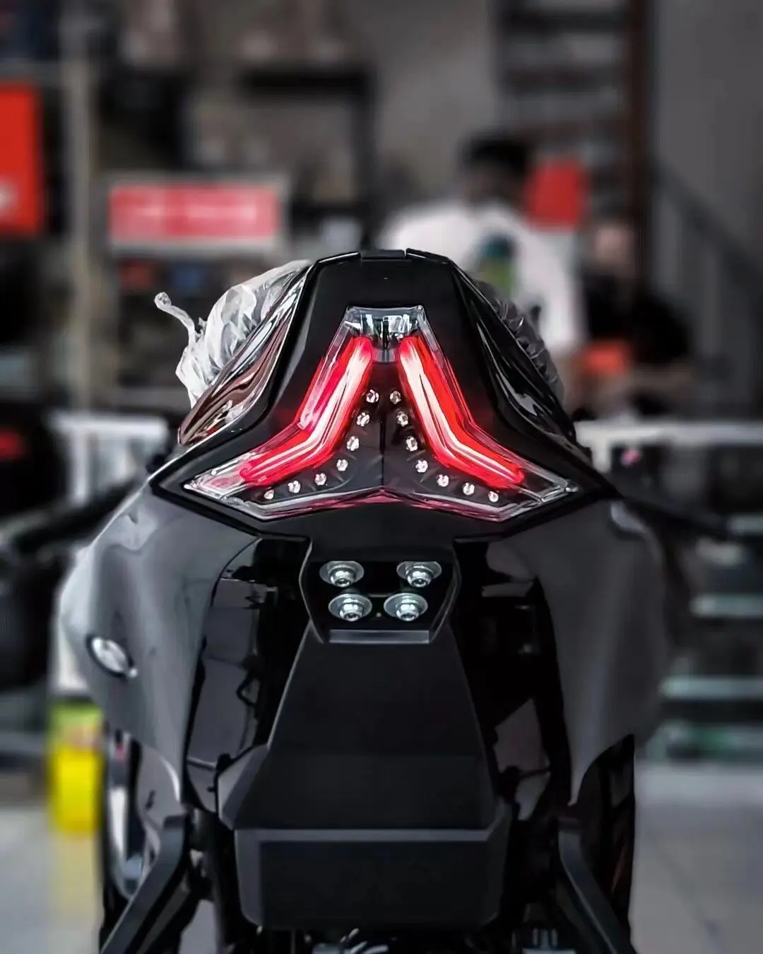 For Kawasaki ZX6R/ZX4R/ZX10R Modified Rear Tail Light with Integrated Blackened Turn Signal INS Popular Model