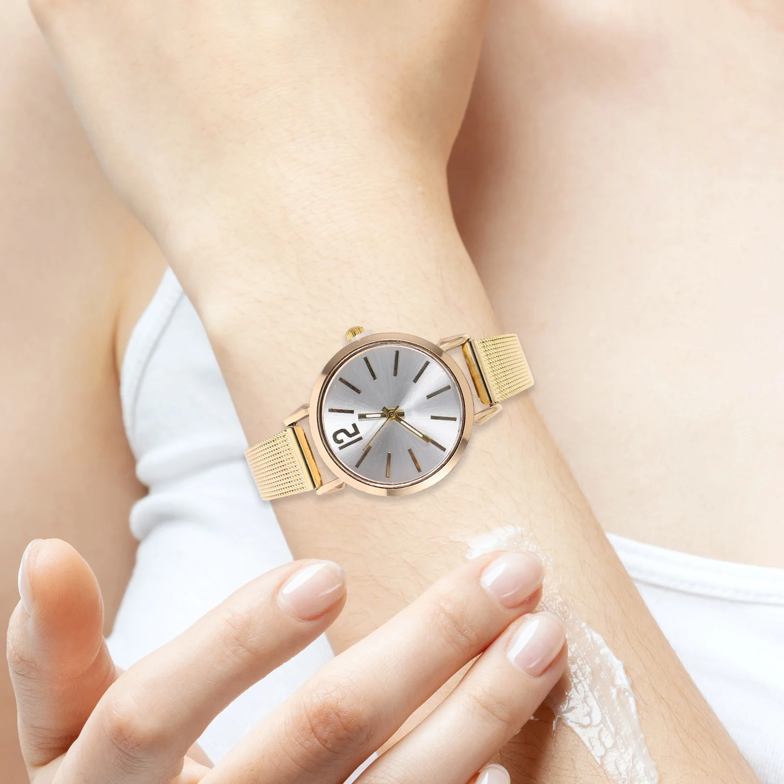 

Elegant Women Watch Silver White Mesh Bracelet Quartz Movement Minimalist Design Ideal Holiday Birthday Present