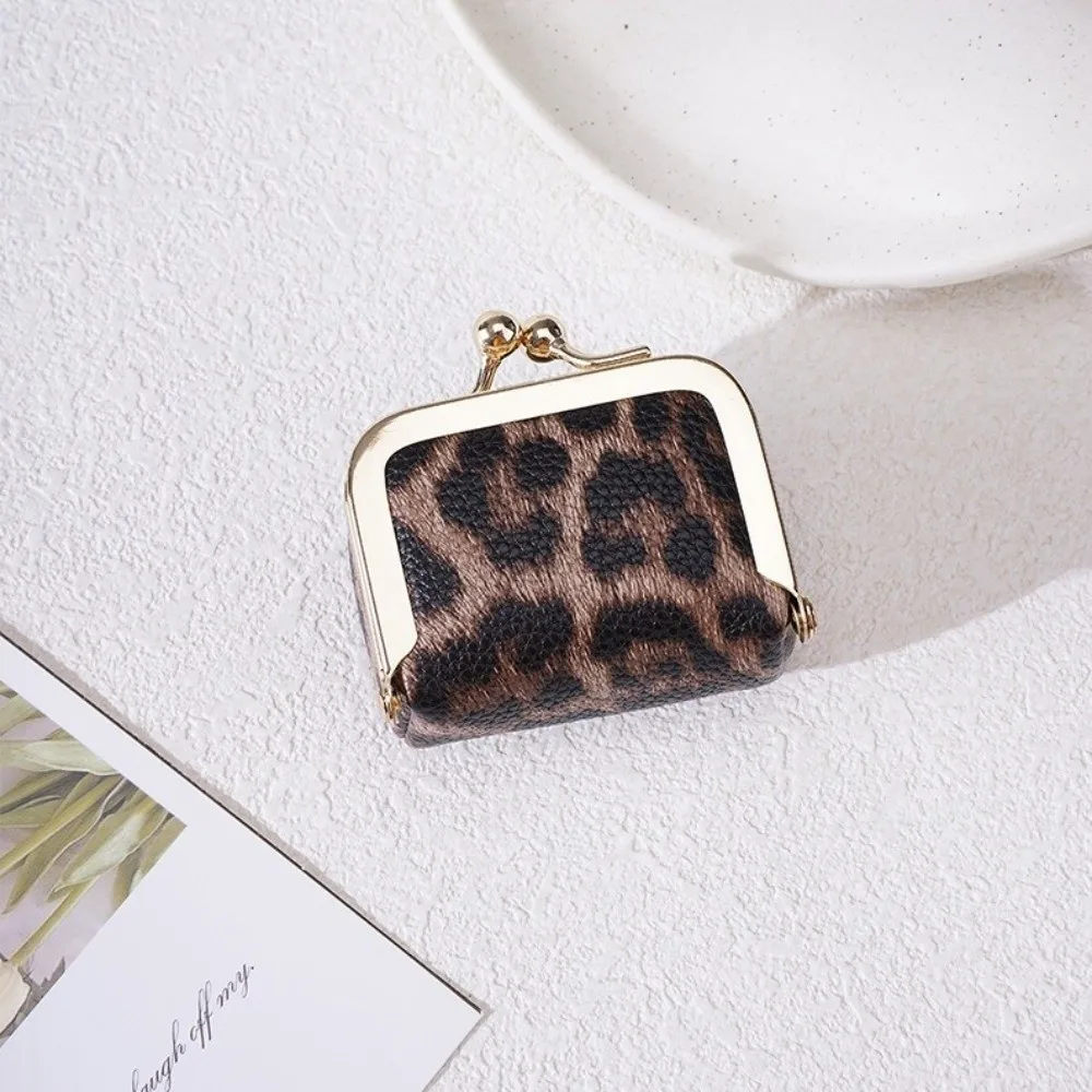 Einfache Geldbörse mit Leopardenmuster und Klickverschluss, quadratisch, aus PU-Leder, Schmucktasche, Mini-Geldbörse, Tasche für kleine Gegenstände, Schlüssel, Lippenstifte – Detail 5