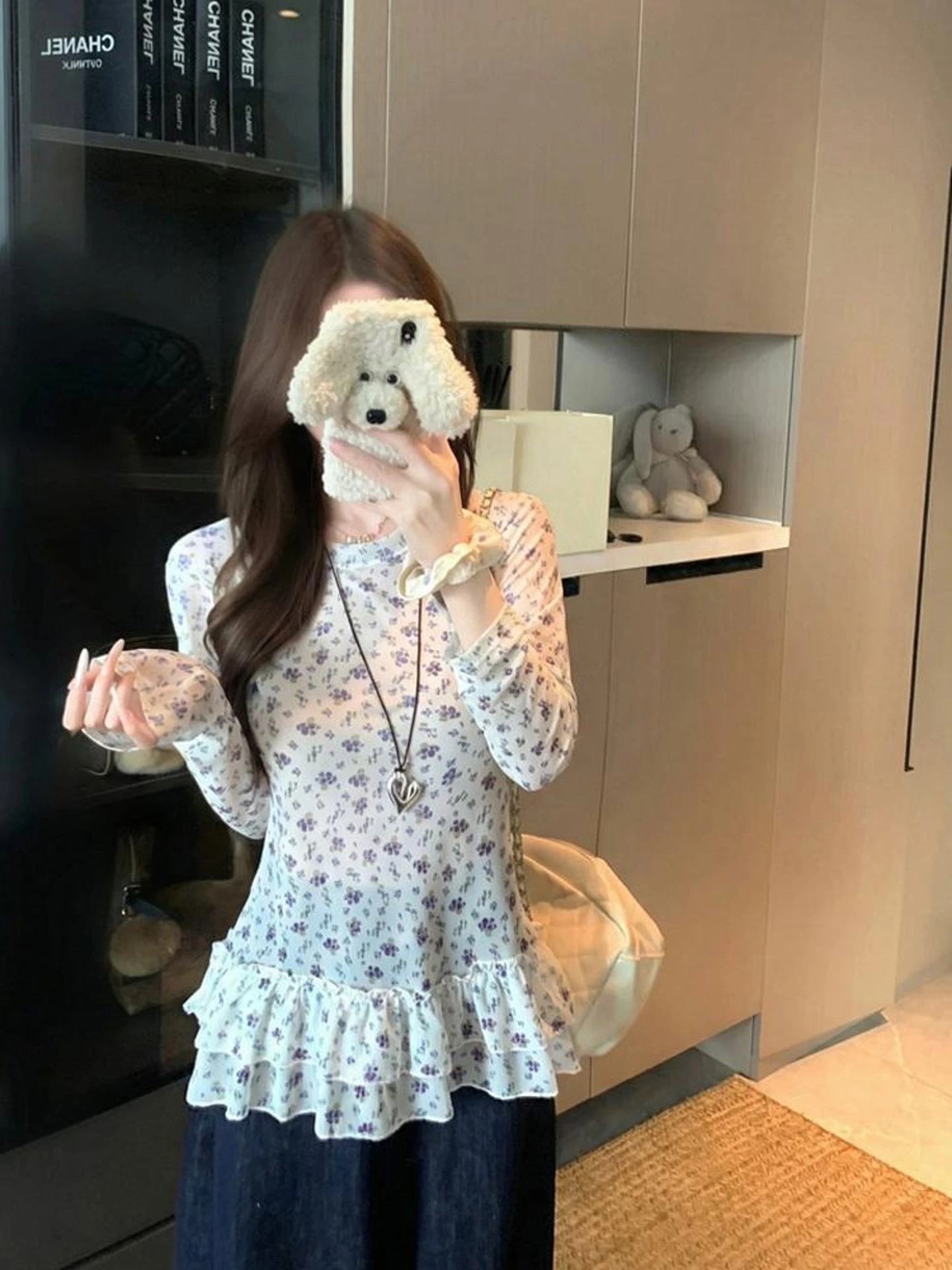 

Весна 2026: Корейский модный универсальный топ с цветочным кружевом и длинными рукавами, приталенный крой, для повседневной носки