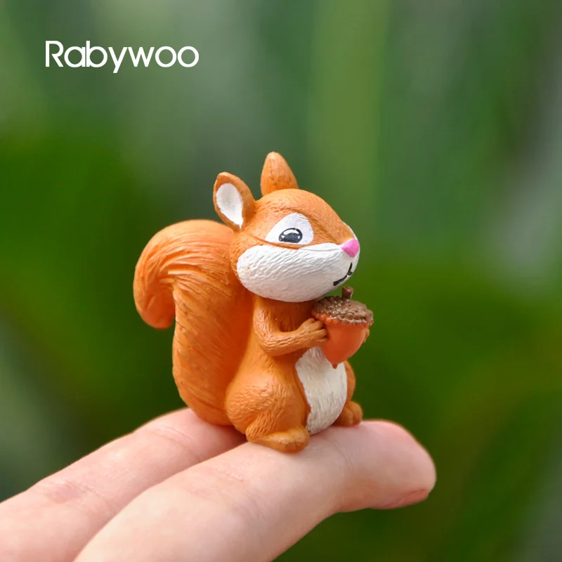 Small Squirrel Miniature Figurines Kawaii Animal Fairy Garden Toy Dollhouse Cake Decoration for Home DIY Terrarium  Accessories