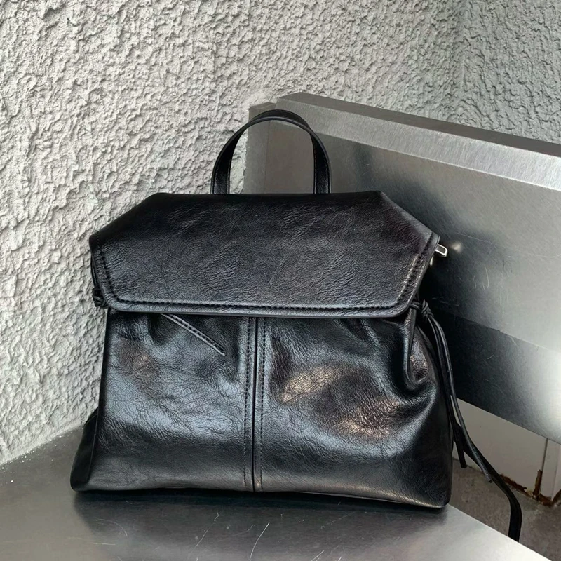

England Style Vintage Backpacks For Women Luxury Designer Handbags Purses 2026 New In PU Oil-Waxed Top Handle Flip Shoulder Bag