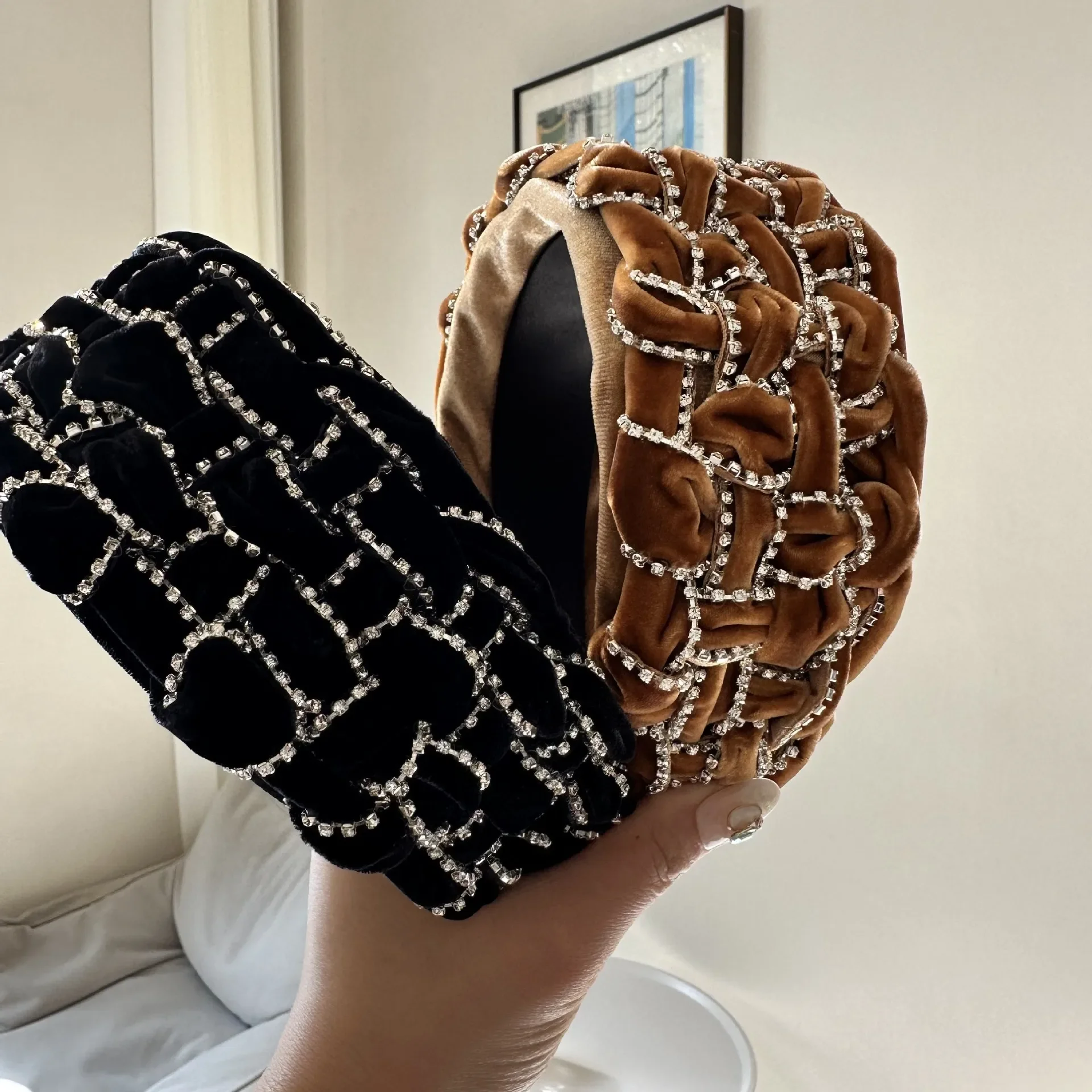 BLack Crystal Headbands For Women Girls Velvet Padded Jewelry Rhinestone Chain Hairband Handmade Retro Diamond Hair Accessories image 4