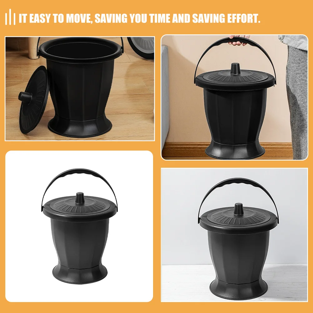وعاء غرفة المرحاض المحمول للكبار مع غطاء مادة البولي بروبيلين شديدة التحمل غير قابلة للانزلاق دلو البول للتخييم في غرفة النوم المنزلية لكبار السن
