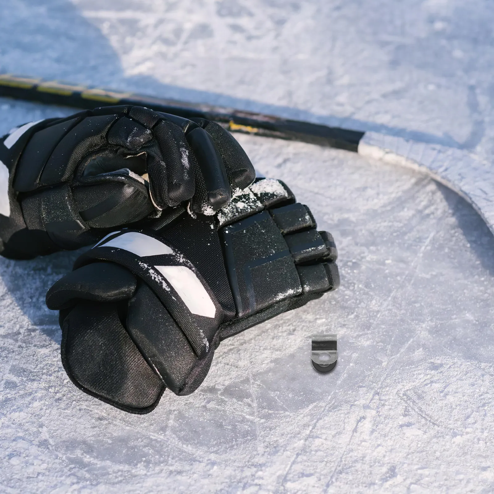 

20Pcs Hockey Lock Clips Universal Fastener Accessories Visor Attachment Buckle Repair Mounting Hardware for Ice Hockey