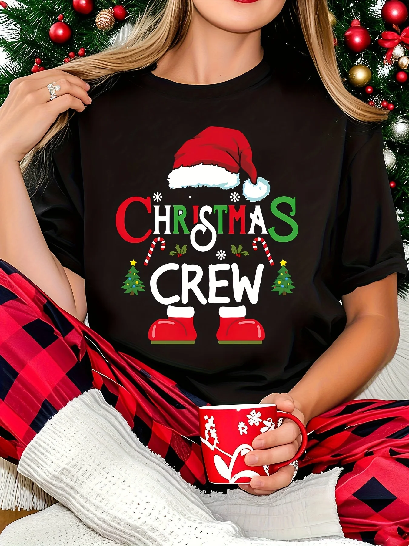 Family Tree Print - Weihnachts-T-Shirt mit Santa-Mütze, Zuckerstangen-, Baum- und