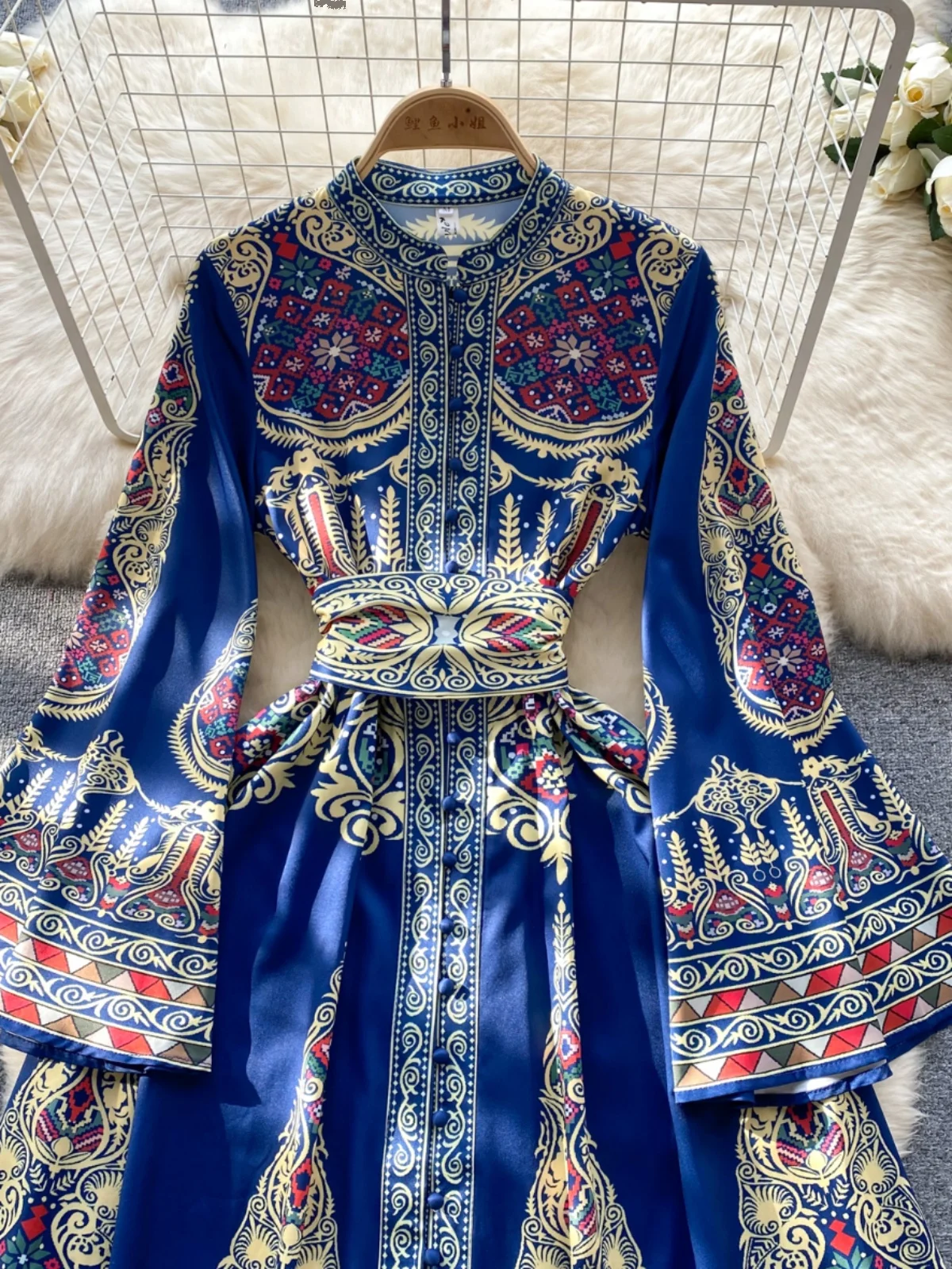 French Style Vintage Court Printed Dress Women's Autumn and Winter Tight Waist Design Sense Special Interest Light Luxury Super