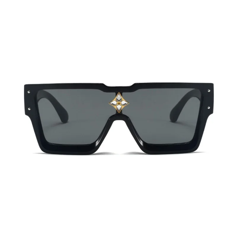 Lunettes de soleil carrées de luxe en diamant pour hommes et femmes, lunettes de soleil de marque de créateur glamour, classiques, unisexes, protection UV400