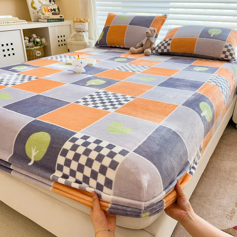 Coral Fleece Bed Sheet Pillowcase Thickened Warm Milk Fleece Bed Sheet Winter Velvet Mattress Protective Cover Home Decoration