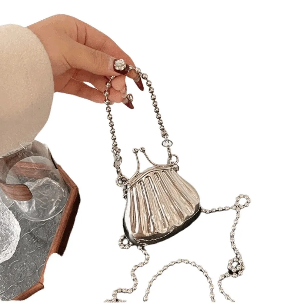 

Portable Korean Style Crossbody Shell Bag Silver Pearl Chain Evening Clutch Handbag Luxury Elegant Mini Banquet Chain Bag Party