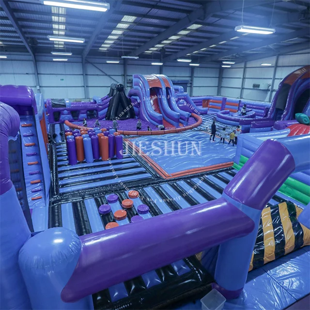 Giant Commercial Inflatable Indoor Outdoors Theme Park Inflatable Amusement Playground