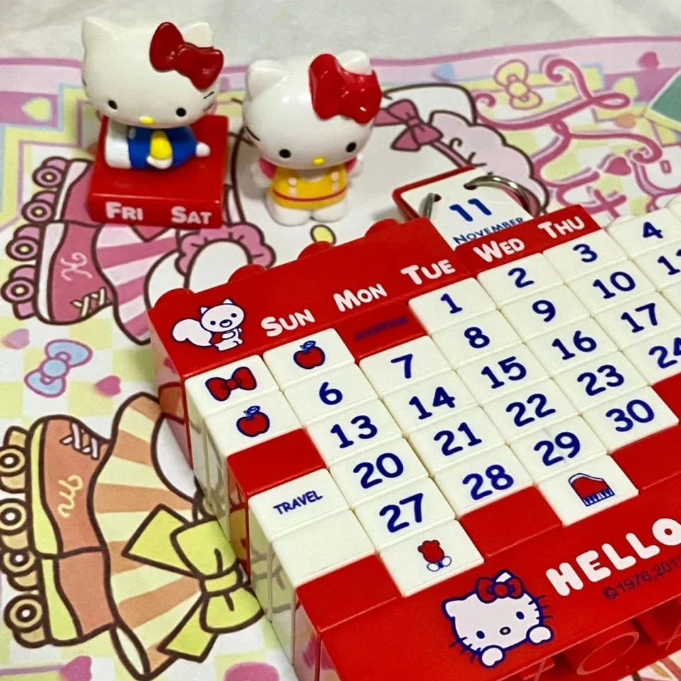 Sanrio Anime Hello Kitty Creative Assembly Block Building Calendar Cute Cartoon Doll DIY Table Calendar Kids Puzzle Toy Gift