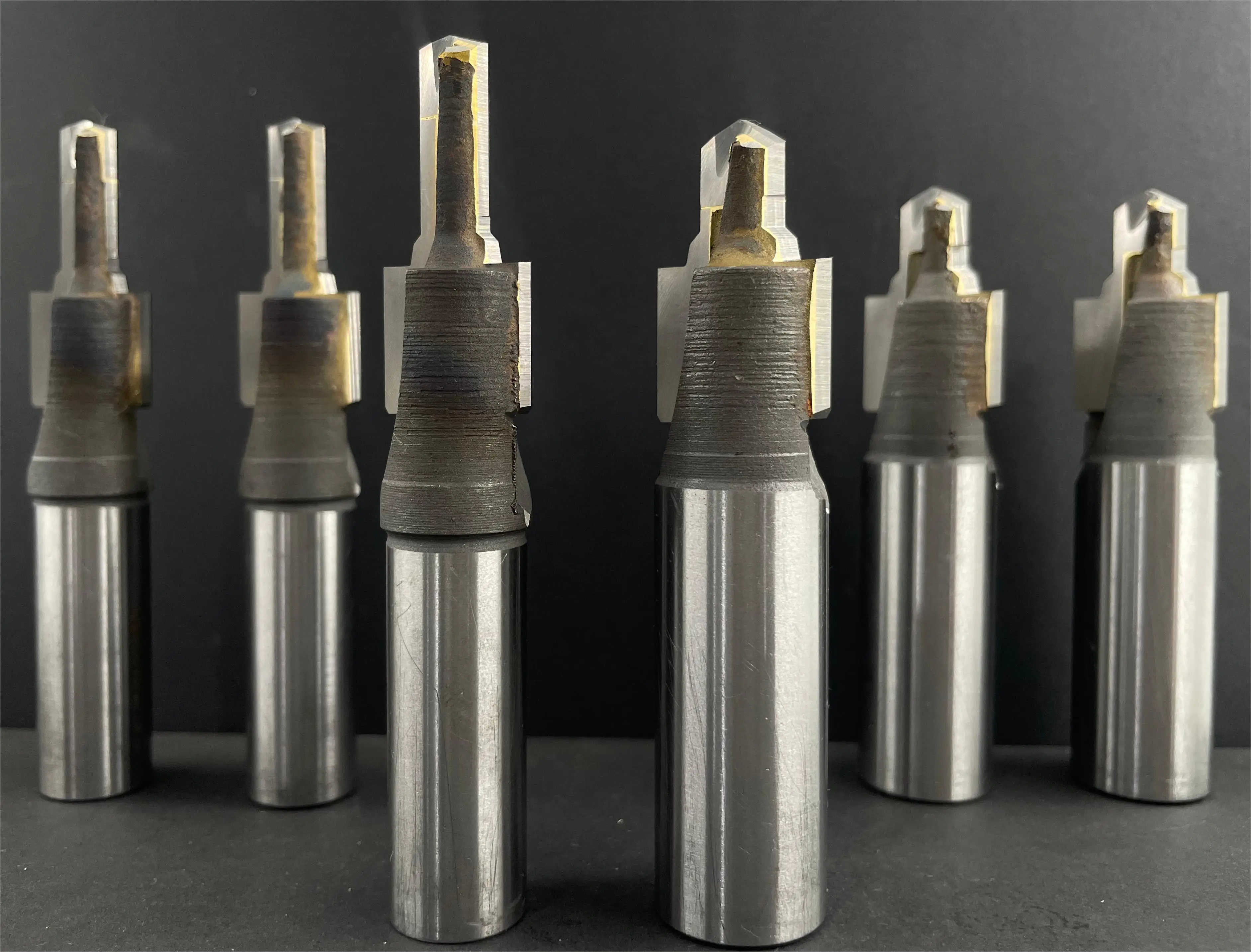 مخرطة كربيد الأسمنتية عالية الدقة أو أدوات مخرطة الحفر PCD الفولاذية أدوات الماس مخرطة قابلة للتعديل للمعادن