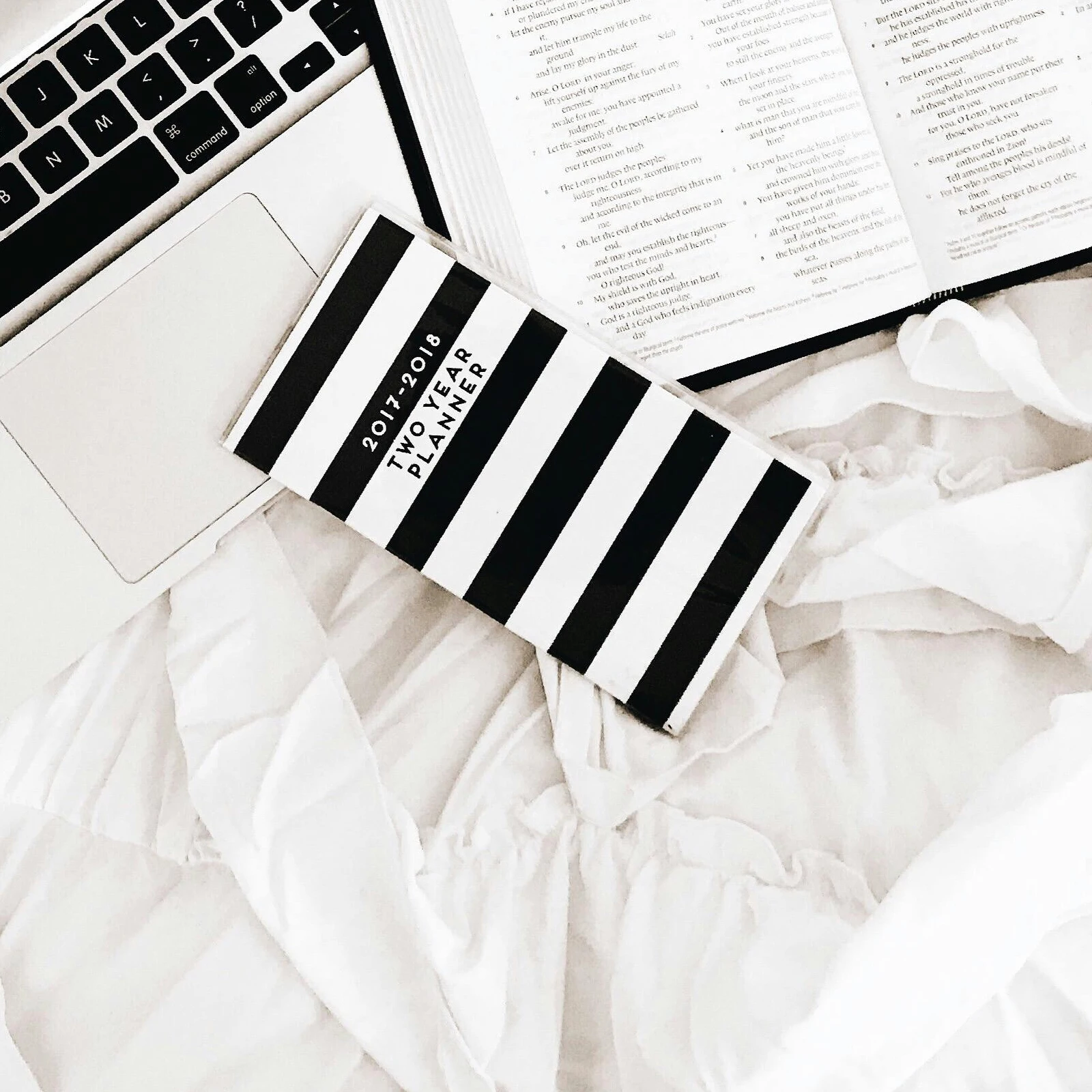 

4Pcs A4 Notepad Tearable Lined Notebooks Smooth Writing Thick Paper Portable Office Management Planner Notepad