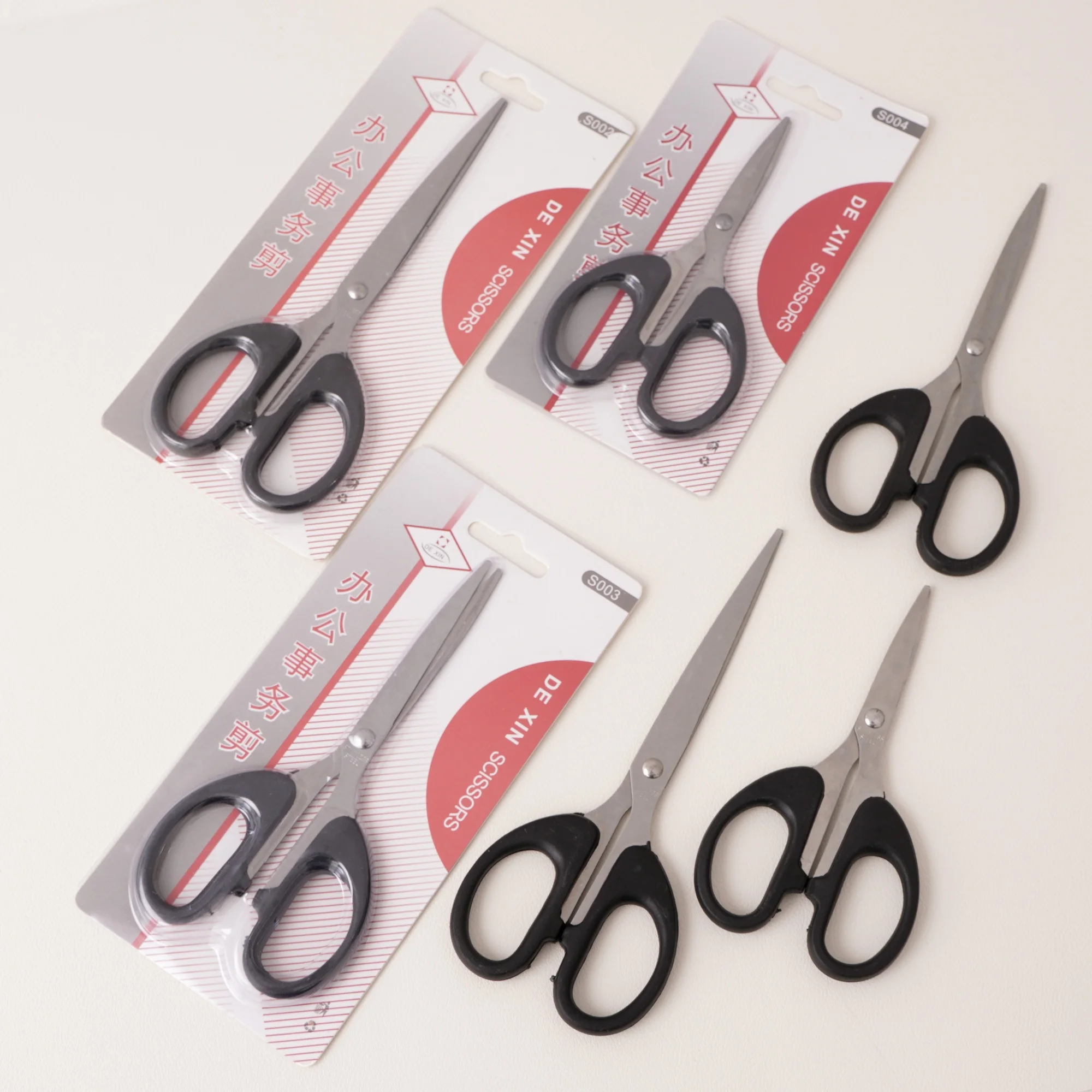 

1pc High Quality Durable Household Small Stainless Steel Multifunctional Scissors Suitable For Households Offices All Purpose