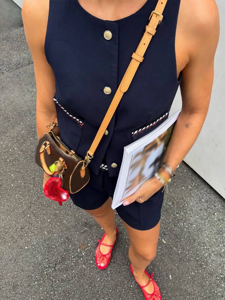 

HH Women Elegant Sleeveless O-Neck Trim Pattern Single-breasted Waistcoat+Casual High Street Pockets Zipper Shorts Suit