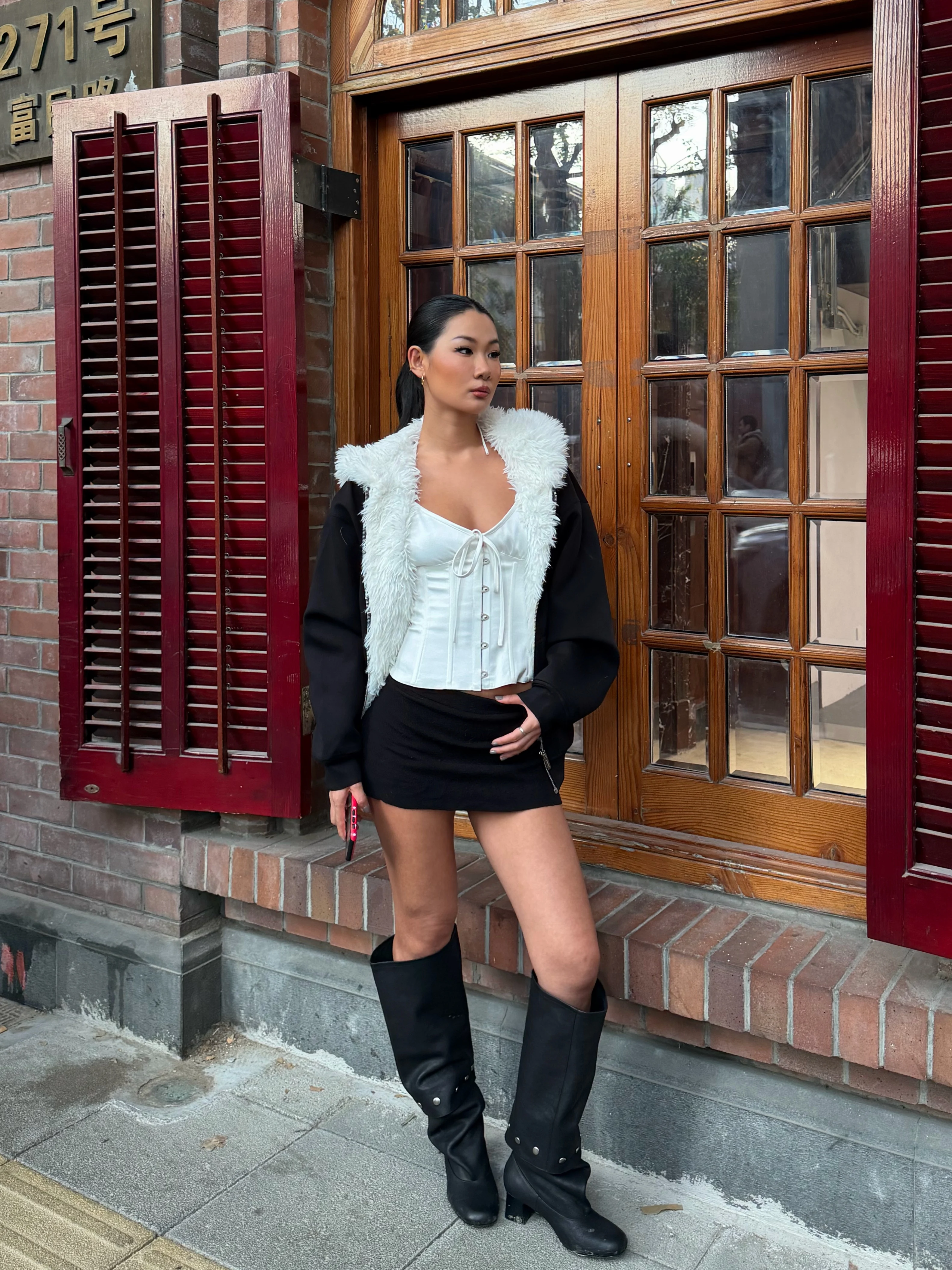 

Guiz White Satin Fishbone Corset Summer Sexy Women's Camisole V-Neck Design Adjustable Back Straps Slimming Elegant Style Sexy Hot Girl Camisole Top