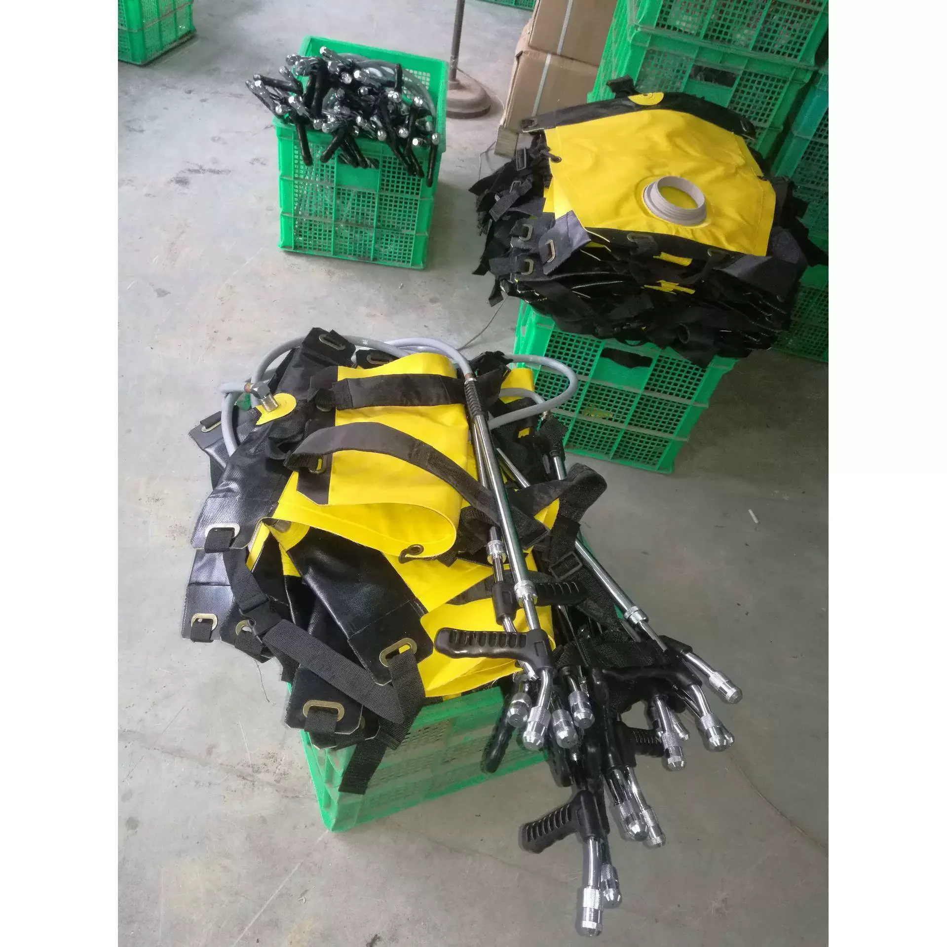 Portable backpack is a sprinkler sprayer easy to operate